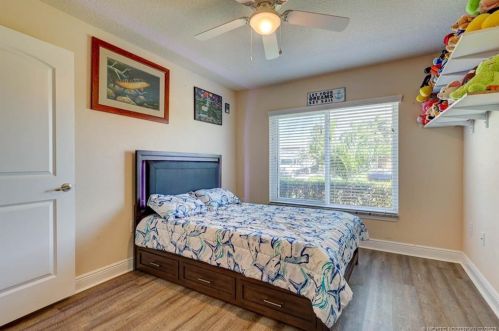 5860 Poe Ct, Port Saint Lucie FL  34986-4644 exterior