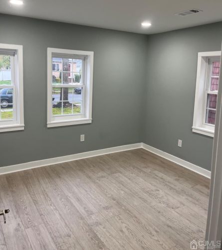 32 Linden St, Perth Amboy NJ  08861-4732 exterior