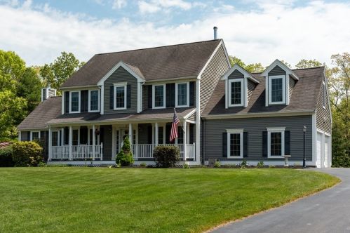 19 Manor Ln, Oxford, MA 01540-1500