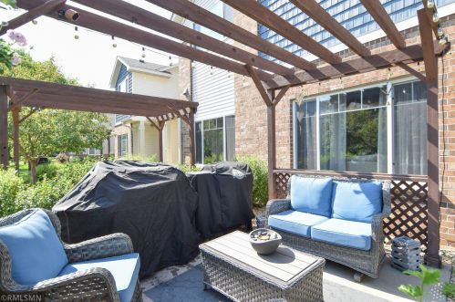 194 Shetland Ln, Lino Lakes MN  55014-5516 exterior