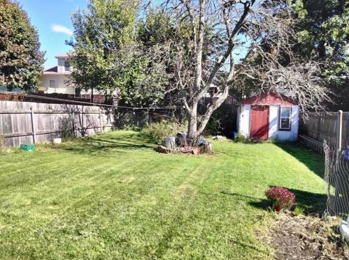 221 Unit St, Providence, RI 02909-3940