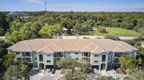 350 Crestwood Cir, West Palm Beach, FL 33411-4978
