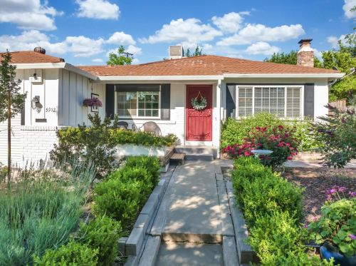 5912 Dewey Dr, Citrus Heights, CA 95621-6208