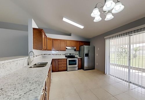 828 Massy Ct, Kissimmee FL  34759-3852 exterior