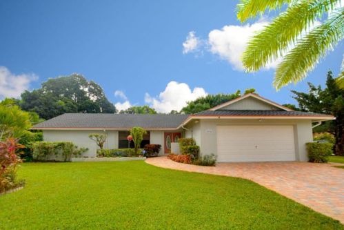 12094 Old Country Rd, West Palm Beach, FL 33414-4807