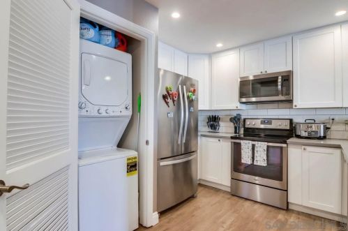 2630 Erie St, San Diego, CA 92110-3350