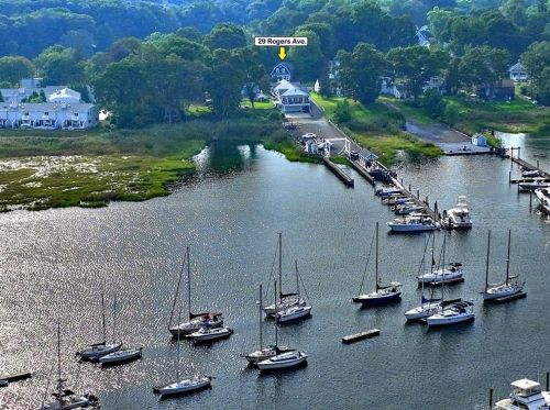 29 Rogers Ave, Milford, CT 06460-6436