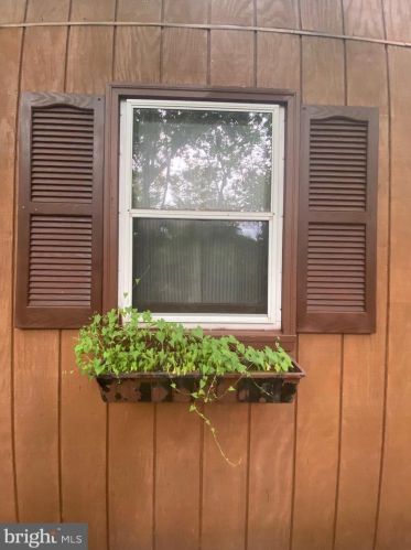 119 Wispy Branch Ln, Hedgesville, WV 25427-4288