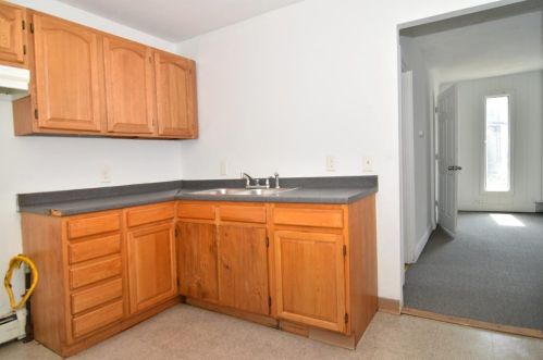 126 Silver Spring St, Providence RI  02904-2523 exterior