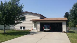 1016 38th St, Minot ND  58701-5329 exterior