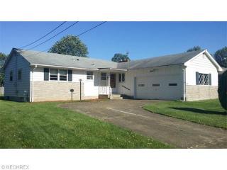 6241 Apache Ln, Youngstown, OH 44514-1821
