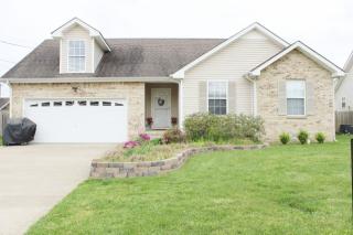 3484 Sandpiper Dr, Clarksville, TN 37042-7244