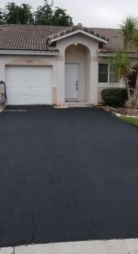 11416 17th Ct, Hollywood FL  33025-6605 exterior