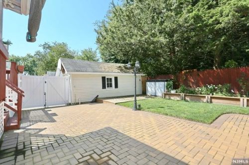 384 Elm Ave, Bogota NJ  07603-1501 exterior