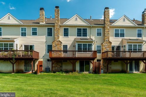 118 Shoal Creek Dr, Blue Bell PA  19422-3250 exterior