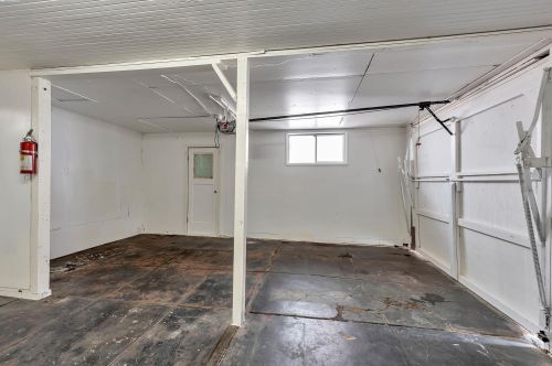 2031 103rd Ave, Oakland CA  94603-3325 exterior