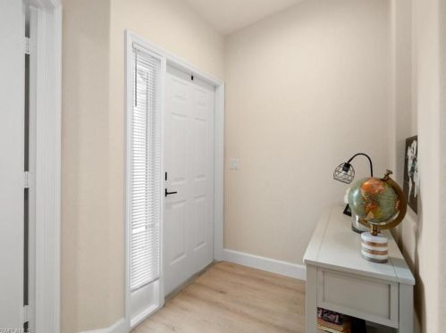 6196 Mandalay Cir, Naples FL  34112-1908 exterior