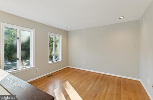 444 Great Falls St, Falls Church VA  22046-2608 exterior