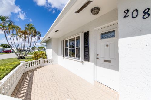 2087 12th Ave, Boynton Beach, FL 33426-5301