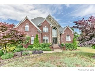 118 Chatworth Ln, Mooresville, NC 28117-8135