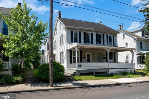 461 2nd St, Highspire, PA 17034-1504