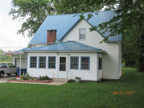 712 Sawmill Rd, Farmersburg, IN 47850-8262