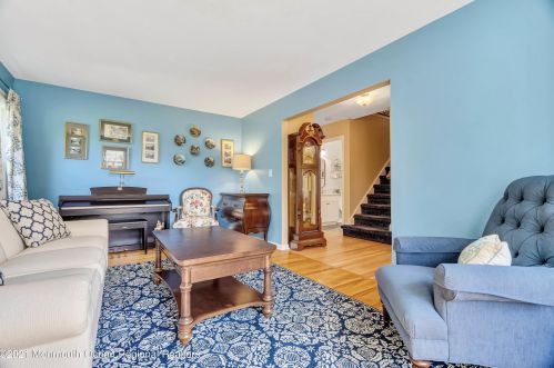 305 Bartley Rd, Jackson Twp NJ  08527-1166 exterior