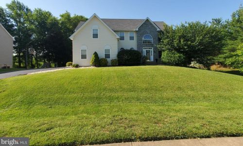337 Meadow Glen Dr, Bear, DE 19701-3377