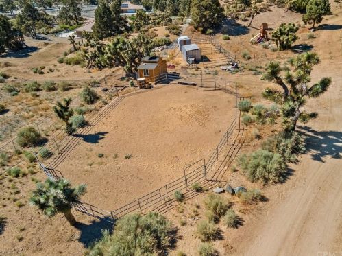2676 Mustang Ln, Wrightwood CA  92397 exterior