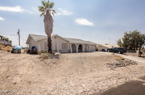 3820 Breakwater Dr, Lake Havasu City, AZ 86406-4357