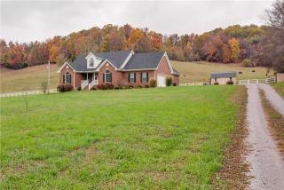 3080 Pigg Hollow Rd, Petersburg, TN 37144-2233