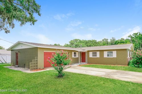 4800 Santa Rosa Ave, Titusville FL  32780-6816 exterior