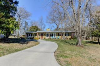 1532 Whitower Dr, Knoxville, TN 37919-8843