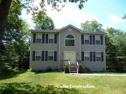 90 Emerald Dr, Rock Hill, NY 12775-6025