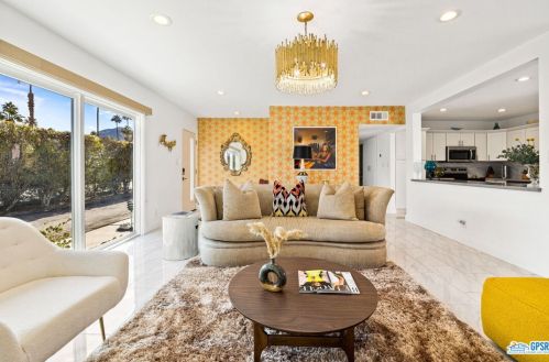 1840 Sandcliff Rd, Palm Springs CA  92264-4844 exterior