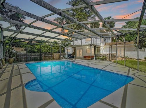 830 Ridgewood Ave, Deland, FL 32720-2658