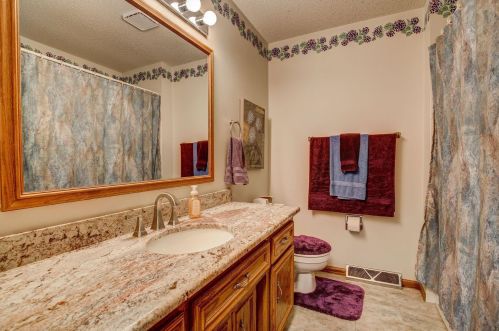 921 21st St, Saint Cloud MN  56304-2140 exterior