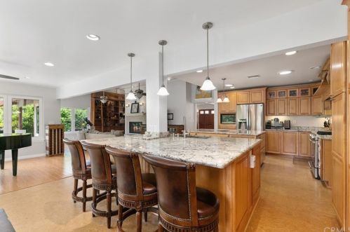 1539 Avolencia Dr, Fullerton CA 92835-3717 exterior