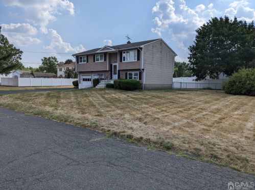 8 Perth Pl, South Plainfield, NJ 07080-3114