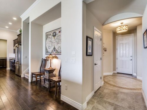 9624 Crestview Dr, Denton TX  76207-6771 exterior