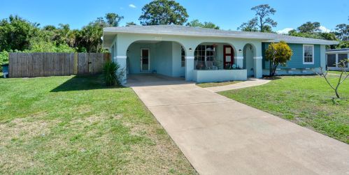 481 Elmore St, Fort Pierce, FL 34983-1727