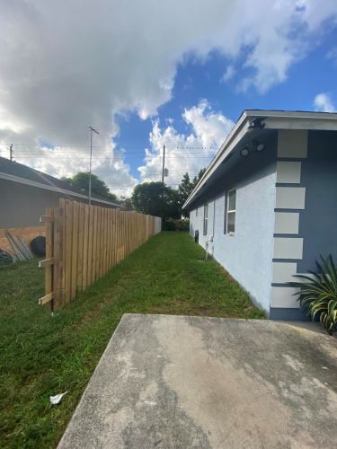 5134 Norma Elaine Rd, West Palm Beach FL  33417-4737 exterior