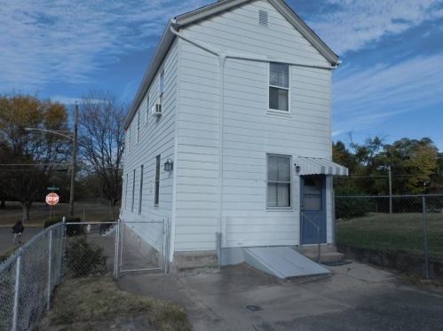 900 Enright Ave, Cincinnati OH 45205-1703 exterior