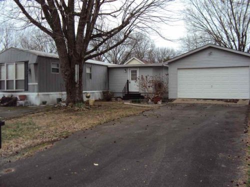 121 Lakeview Cir, Gainesville, KY 42164-9202