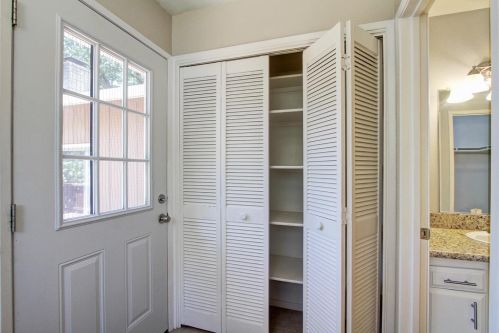 18032 Hummingbird Dr, Lake Wildwood CA  95946-9697 exterior