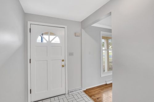 457 Inwood Rd, Pittsburgh, PA 15237-4839