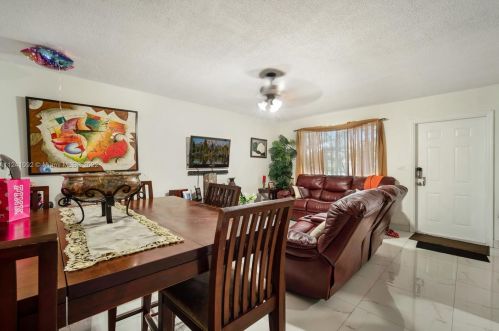 690 50 St, Hialeah FL  33013-1624 exterior