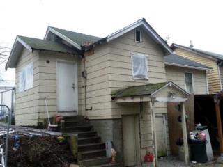 14002 Midvale Ave, Seattle WA  98133-7012 exterior