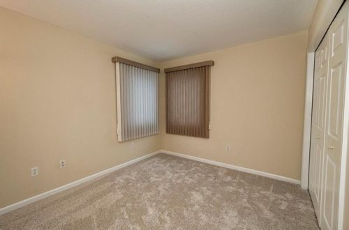 9402 Sundance Dr, Bridgeville, PA 15017-1192