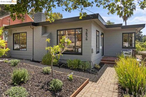 3836 Forest Hill Ave, Oakland, CA 94602-2414